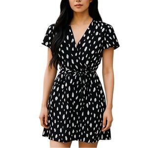 NINE WEST Flounce Flutter Sleeve Wrap Dress  Black/White Cottagecore Wom…